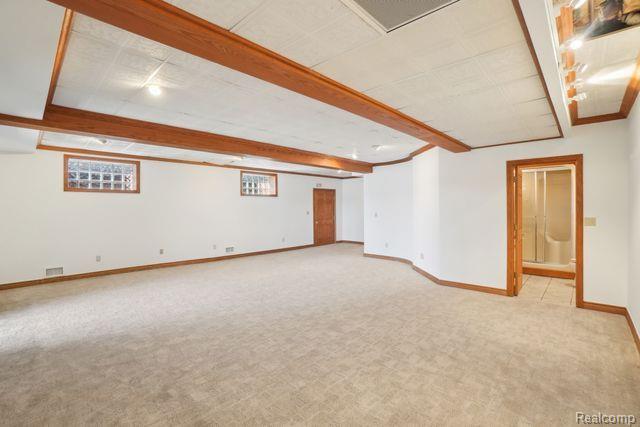3641 Mann Road Clarkston, MI 48346 - Photo 32 of 63