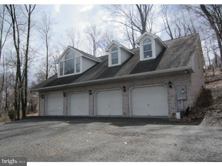 707 Old Fritztown Road Reading, PA 19607 - Photo 3 of 22 Gallery Image 3