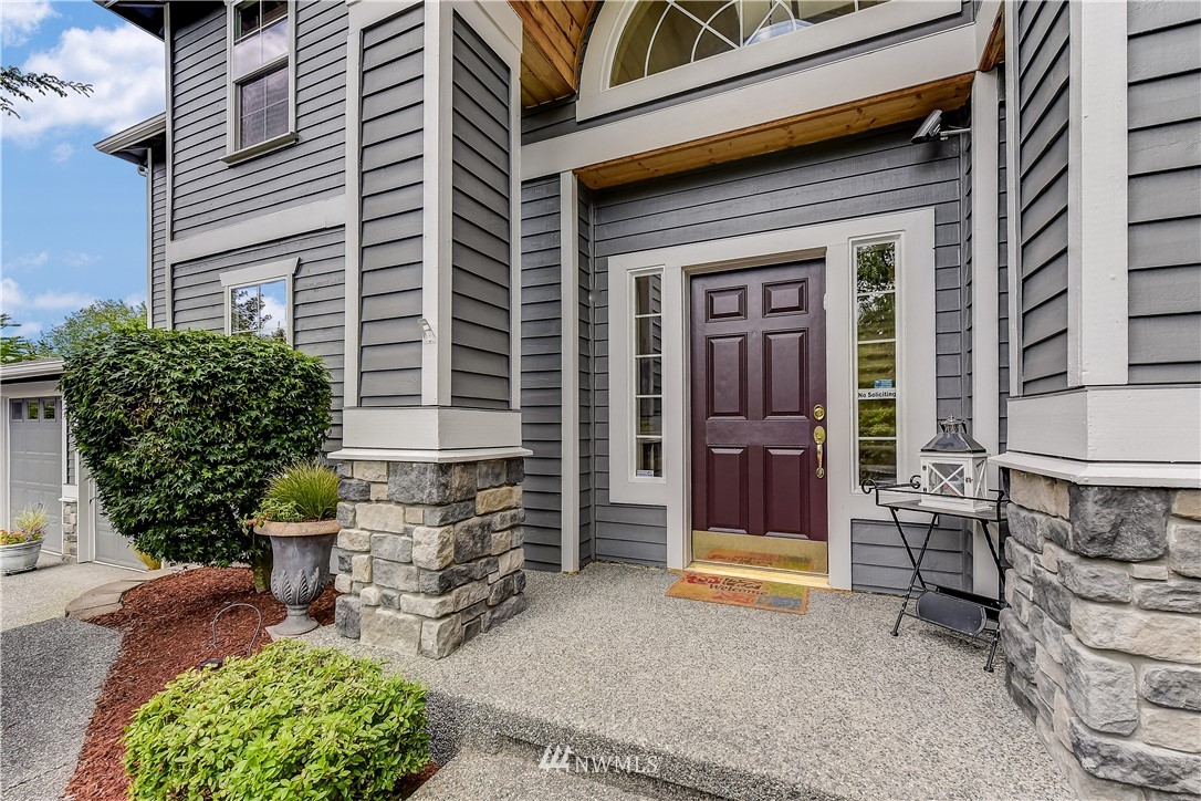 3201 186th Place Southeast Bothell, WA 98012 - Photo 2 of 25 Gallery Image 2