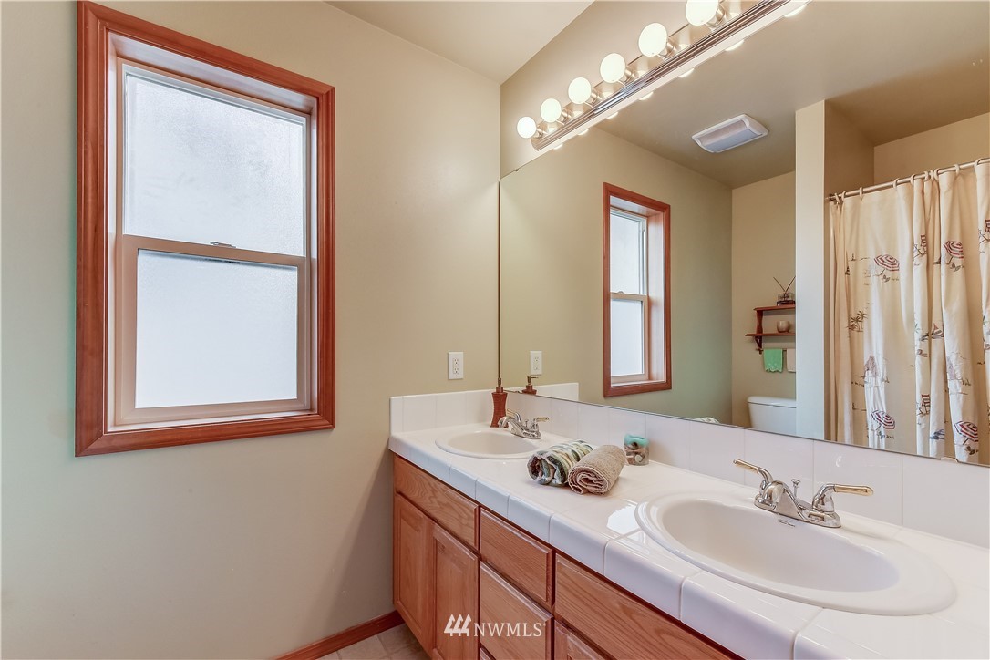 3201 186th Place Southeast Bothell, WA 98012 - Photo 18 of 25 Gallery Image 18