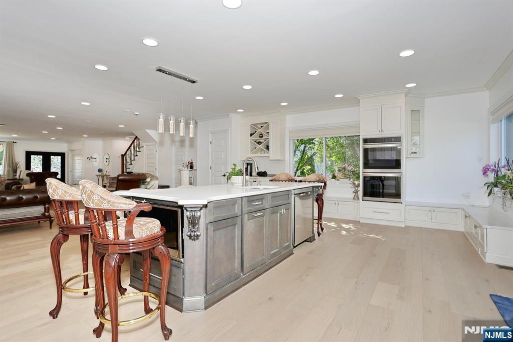 169 Woodward Avenue Rutherford, NJ 07070 - Photo 11 of 32