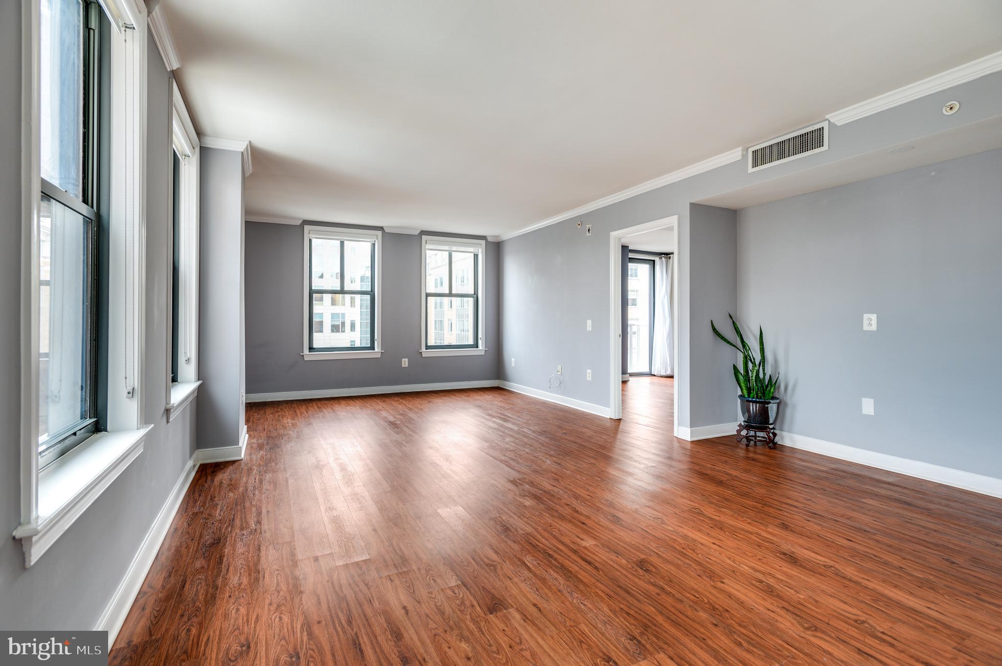 616 E Street Northwest, Unit 918 Washington, DC 20004 - Photo 2 of 49