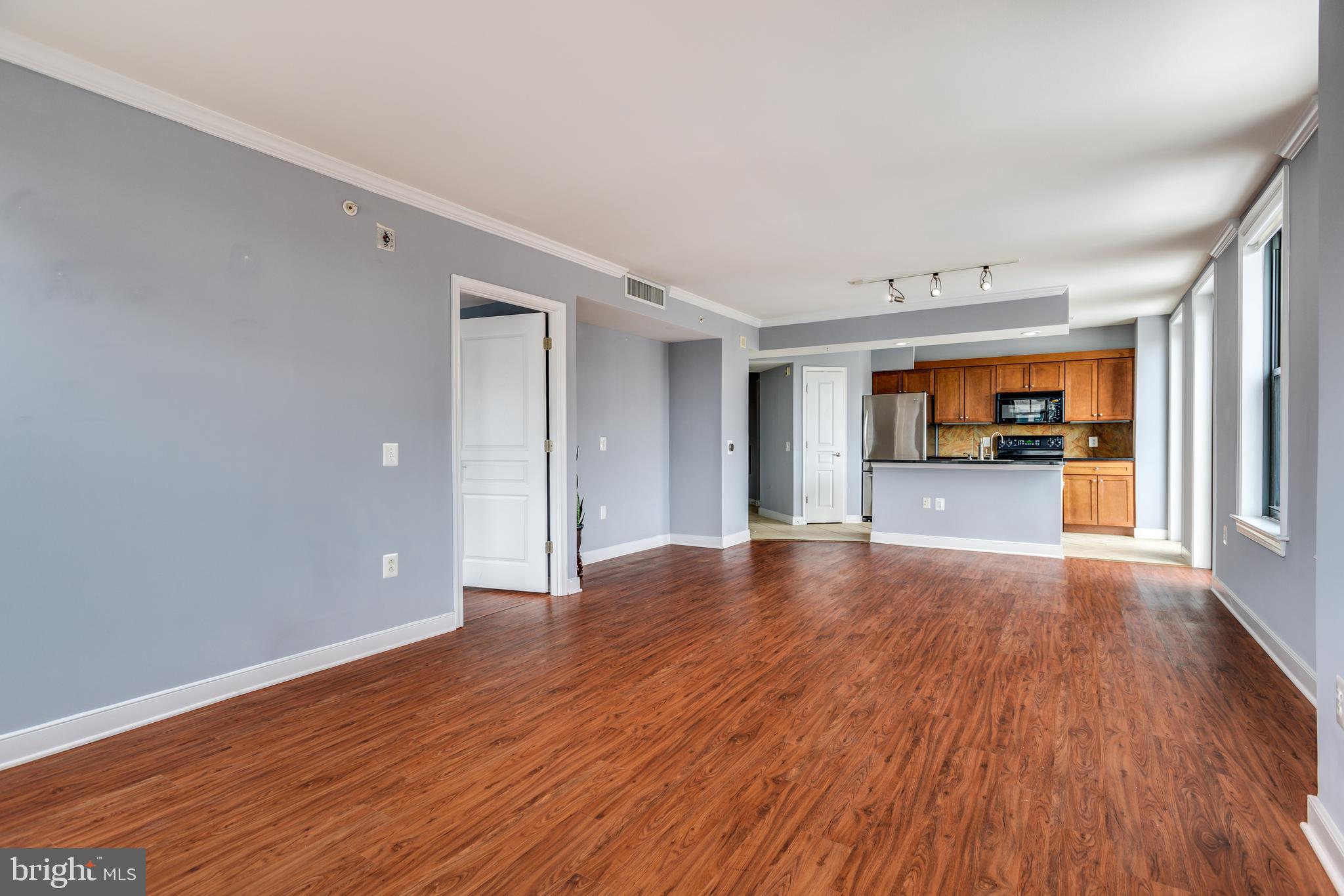 616 E Street Northwest, Unit 918 Washington, DC 20004 - Photo 3 of 49