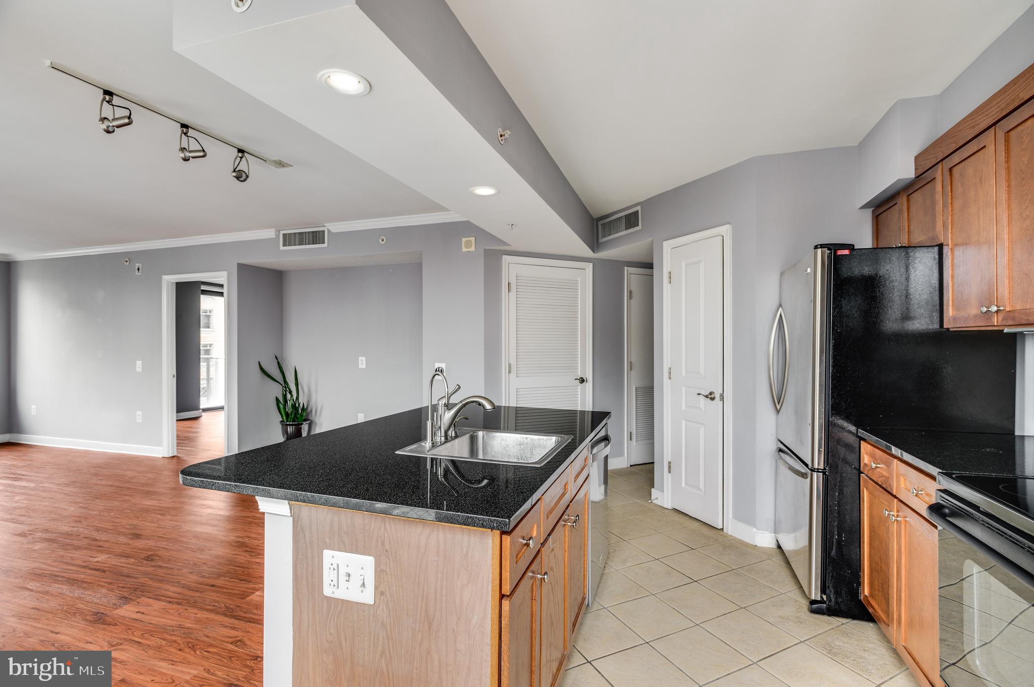 616 E Street Northwest, Unit 918 Washington, DC 20004 - Photo 8 of 49