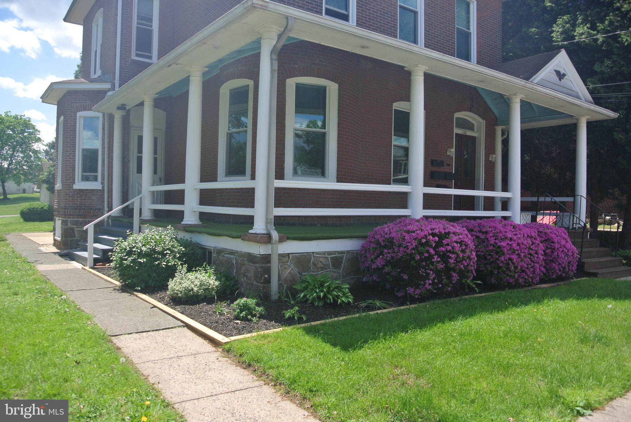 330 Broad Street, Unit 2R Spring City, PA 19475 - Photo 1 of 24 Exterior