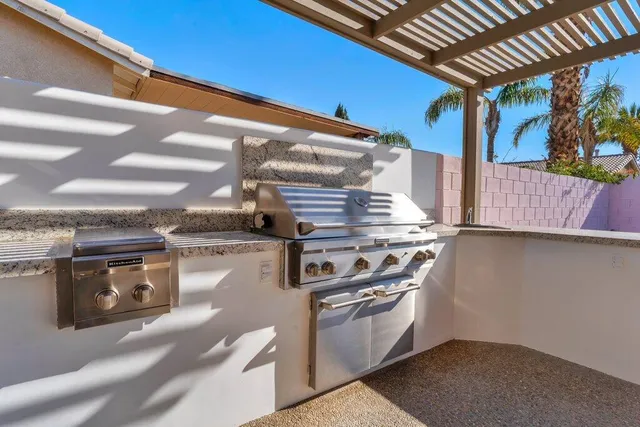 $669,999 | 83347 Mango Walk, Indio, CA 92201