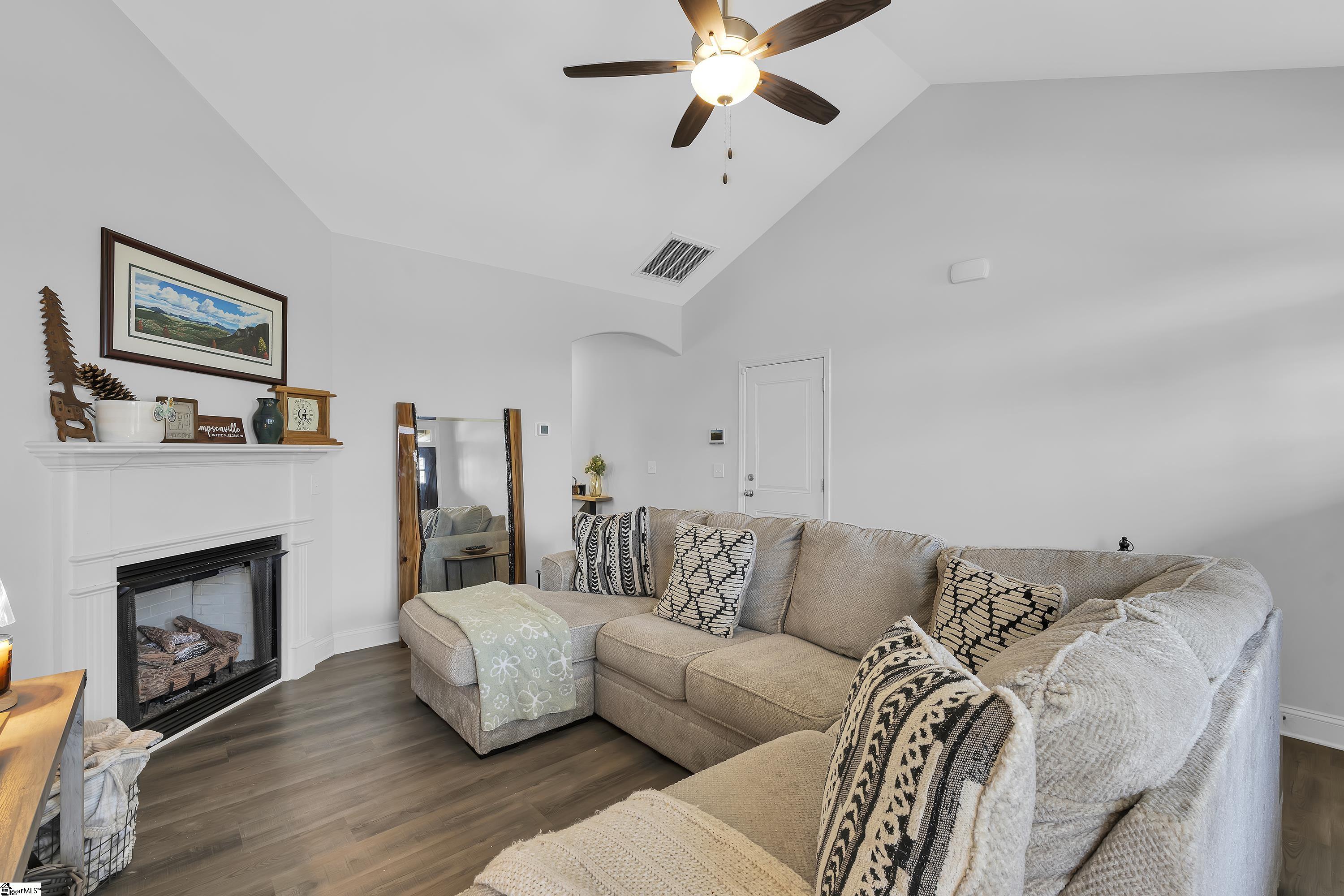 122 River Trace Loop Simpsonville, SC 29680 - Photo 8 of 24