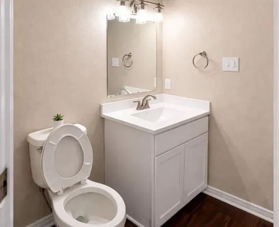 $640,000 | 1428 Hickory Avenue, Harahan, LA 70123