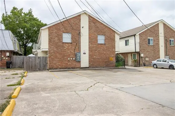 $640,000 | 1428 Hickory Avenue, Harahan, LA 70123
