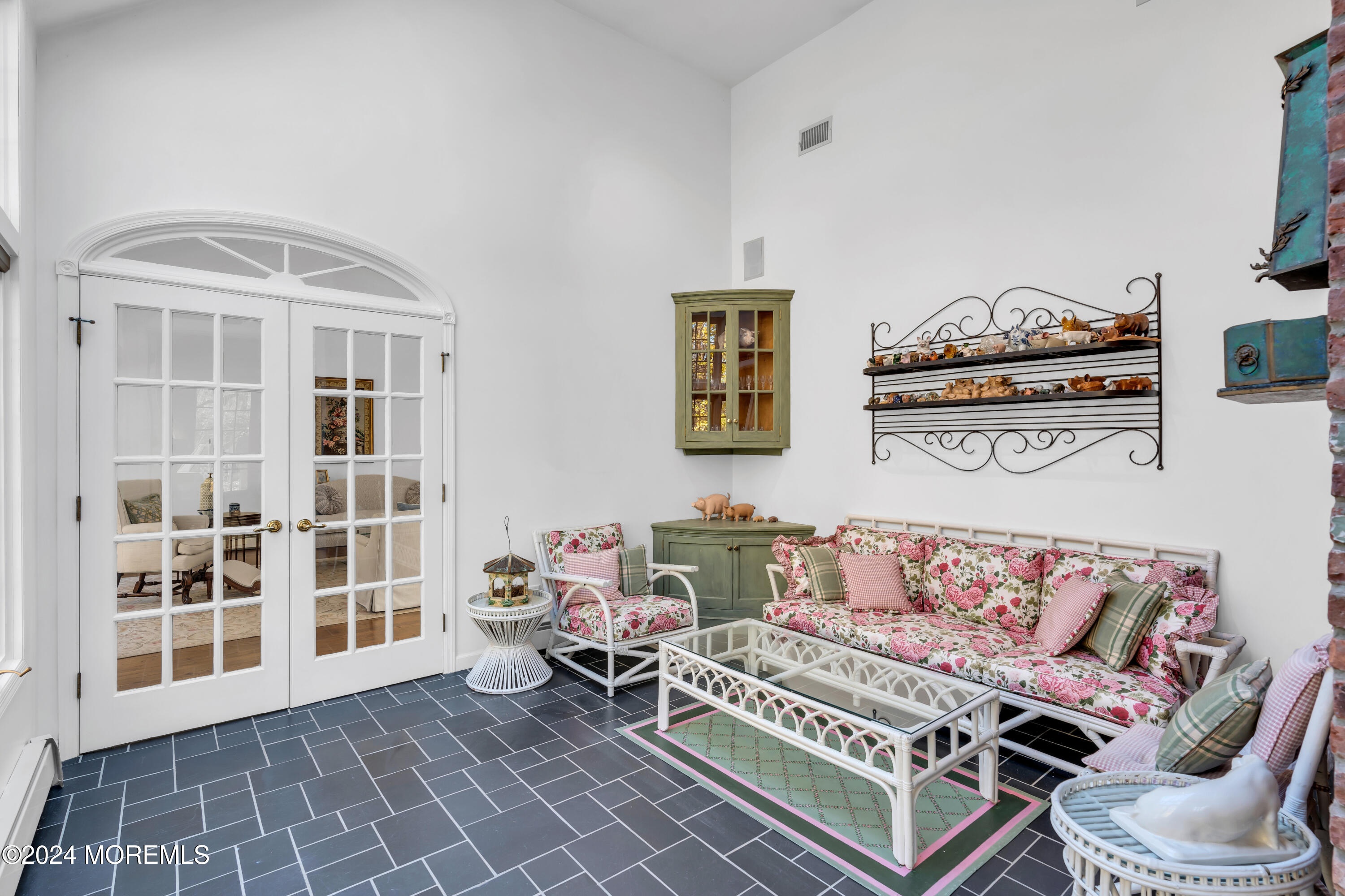 34 Bruns Road West Allenhurst, NJ 07711 - Photo 37 of 90 a living room with furniture and a window