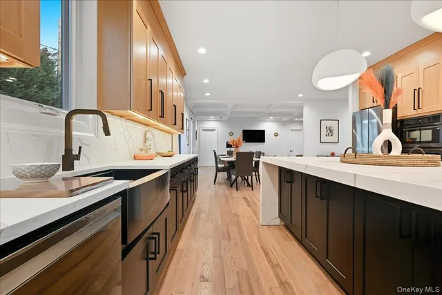 $1,689,100 | 267 Sprucewood Drive, Levittown, NY 11756