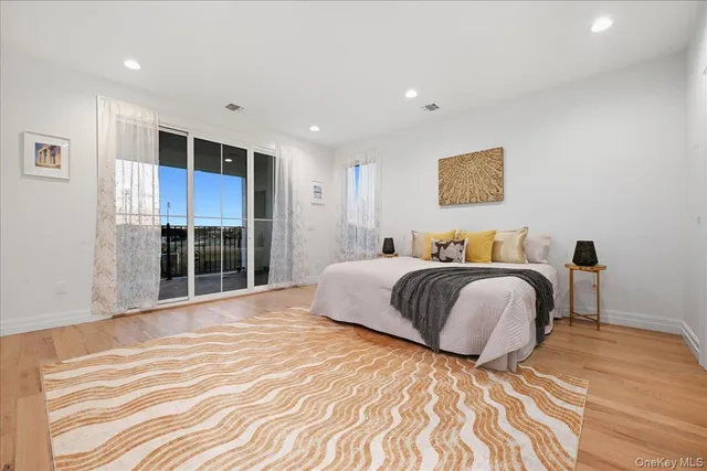 $1,689,100 | 267 Sprucewood Drive, Levittown, NY 11756