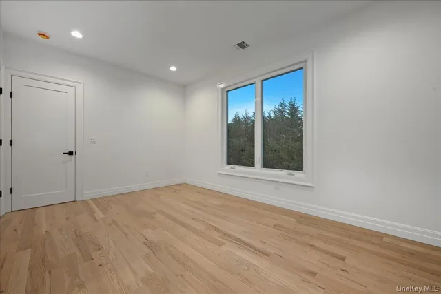 $1,689,100 | 267 Sprucewood Drive, Levittown, NY 11756