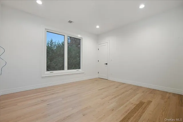 $1,689,100 | 267 Sprucewood Drive, Levittown, NY 11756