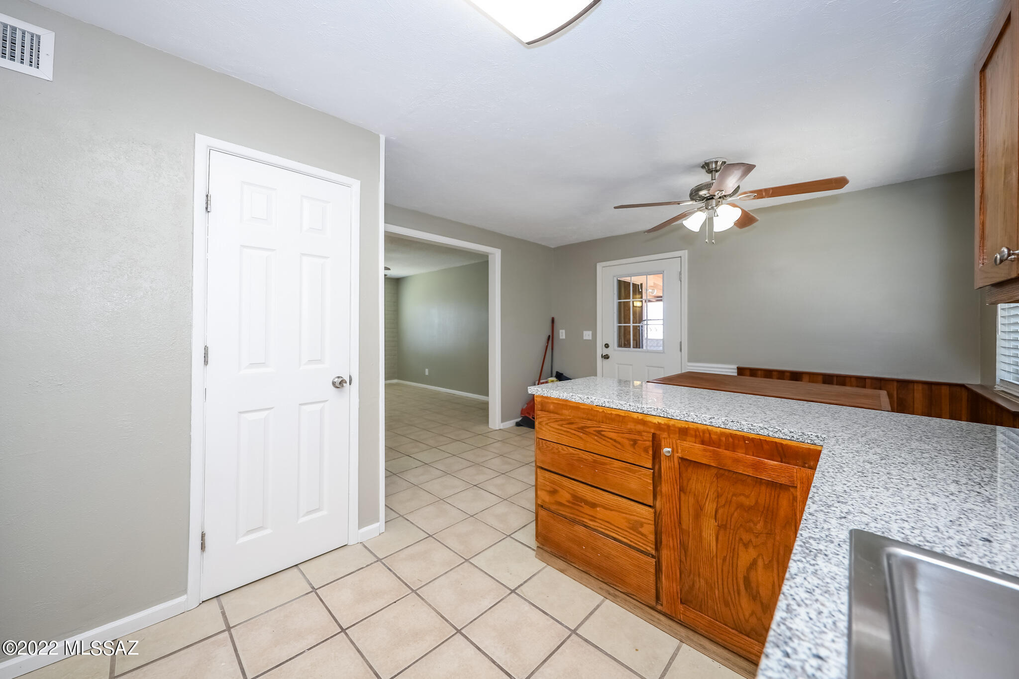 6505 East Escalante Road Tucson, AZ 85730 - Photo 11 of 25