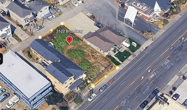$890,000 | 3122 Broadway, Everett, WA 98201