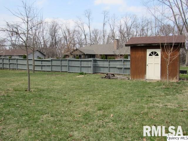 4001 Pine Tree Road Quincy, IL 62305 - Photo 12 of 12 Gallery Image 12