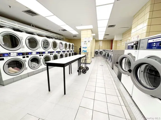 $680,000 | 4140 Union Street, Unit 17A | Downtown Flushing