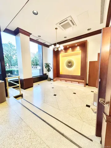 $680,000 | 4140 Union Street, Unit 17A | Downtown Flushing