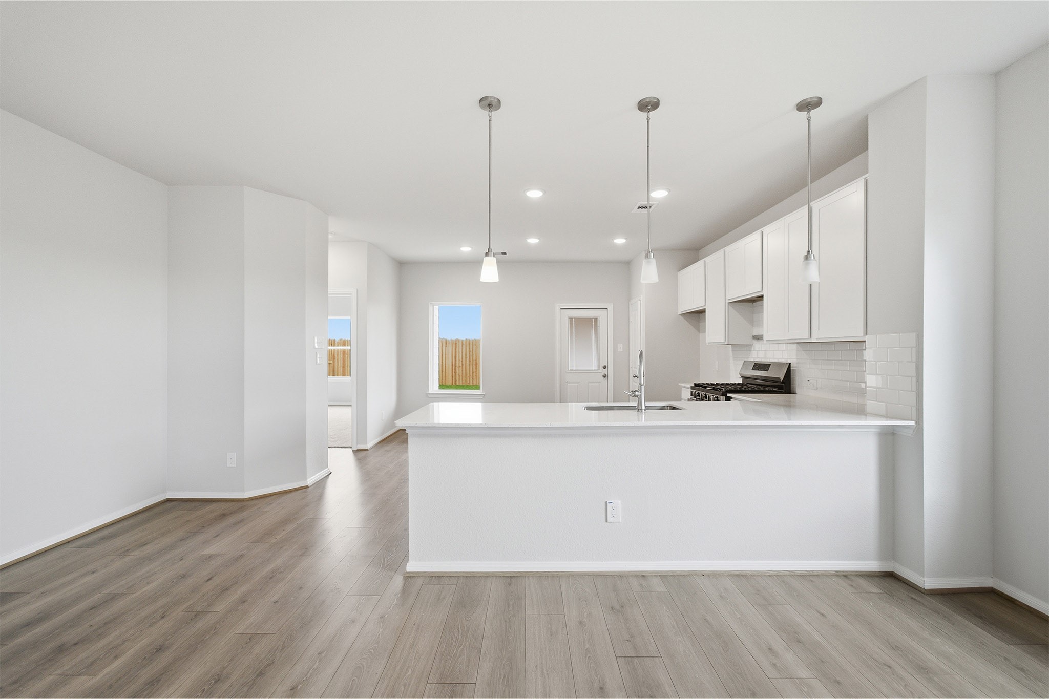 8023 Jasper Mdws Way Angleton, TX 77515 - Photo 8 of 24