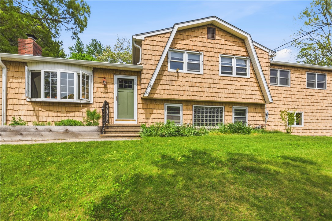 51 Quannacut Road Westerly, RI 02891 - Photo 1 of 38