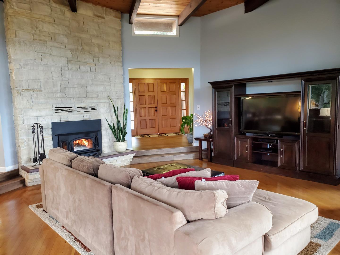 190 Chaparral Road Carmel Valley, CA 93924 - Photo 15 of 50 Gallery Image 15