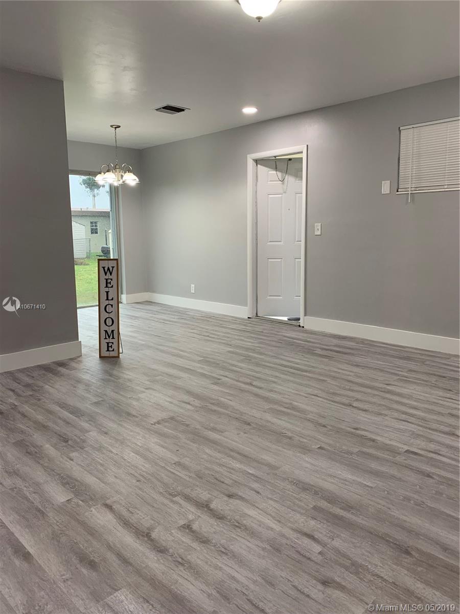 571 West 35th Street Riviera Beach, FL 33404 - Photo 2 of 25 Gallery Image 2