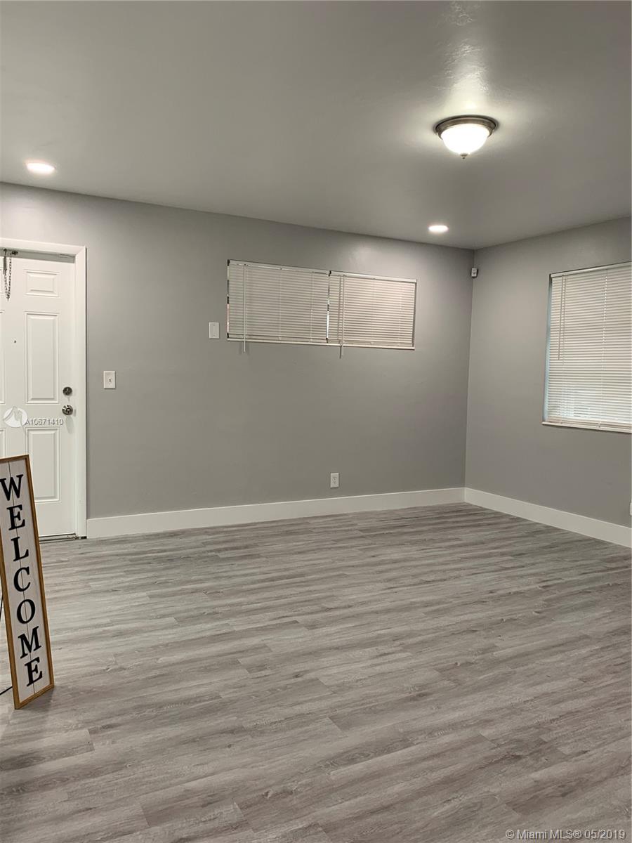 571 West 35th Street Riviera Beach, FL 33404 - Photo 3 of 25 Gallery Image 3