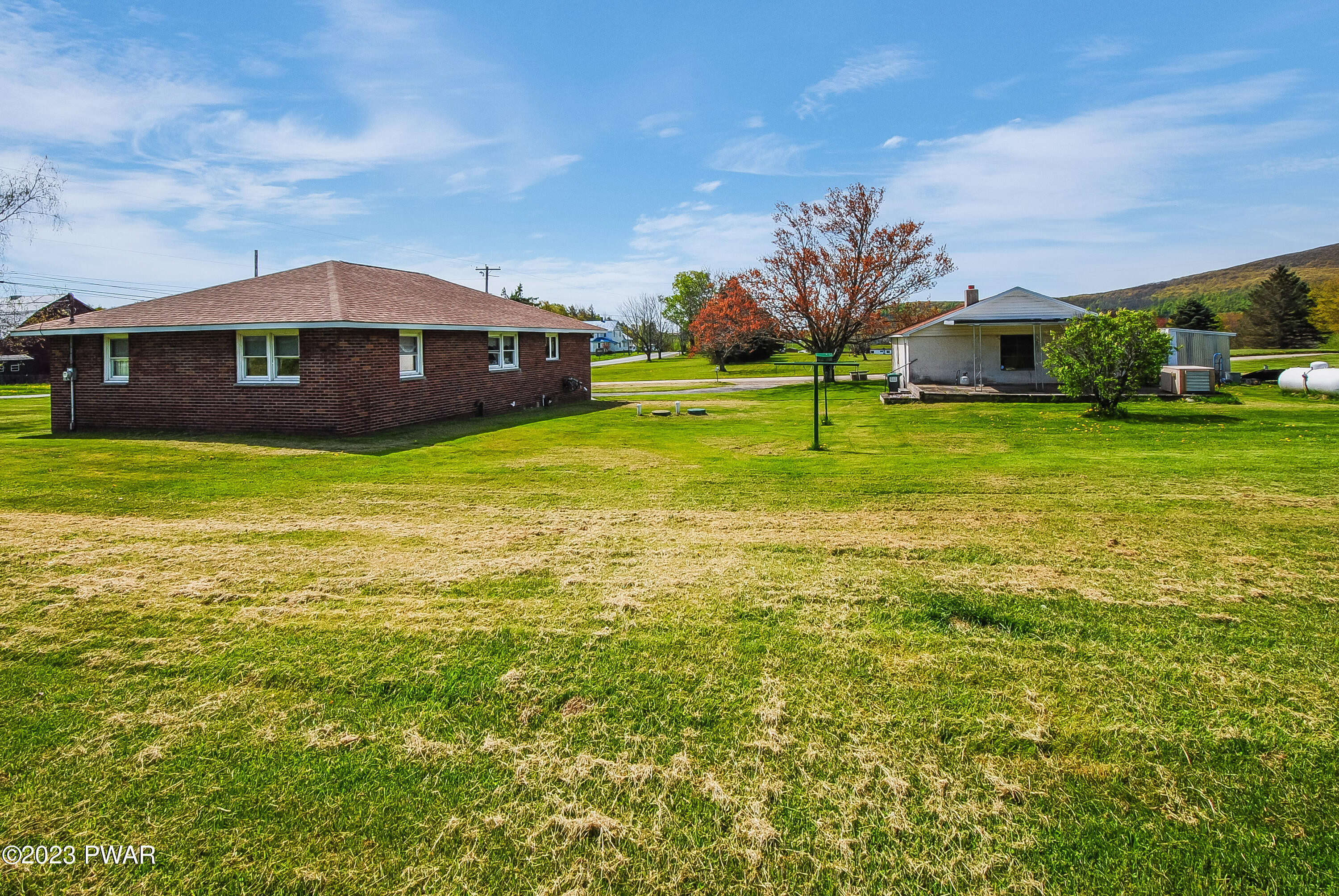 6 Burrier Road Waymart, PA 18472 - Photo 4 of 33 DSC_0324