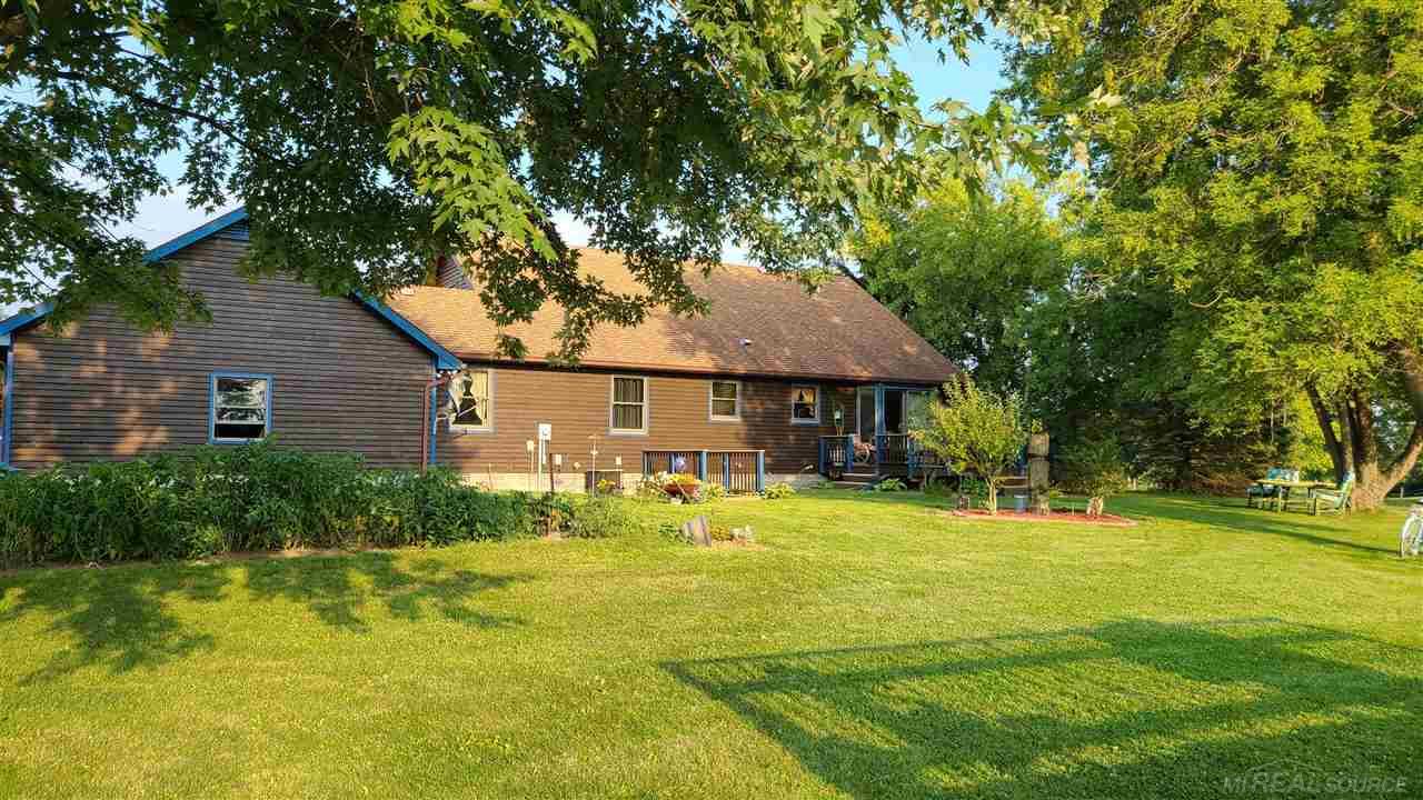 7834 Wildcat Road Croswell, MI 48422 - Photo 4 of 44 50051304-3.JPG
