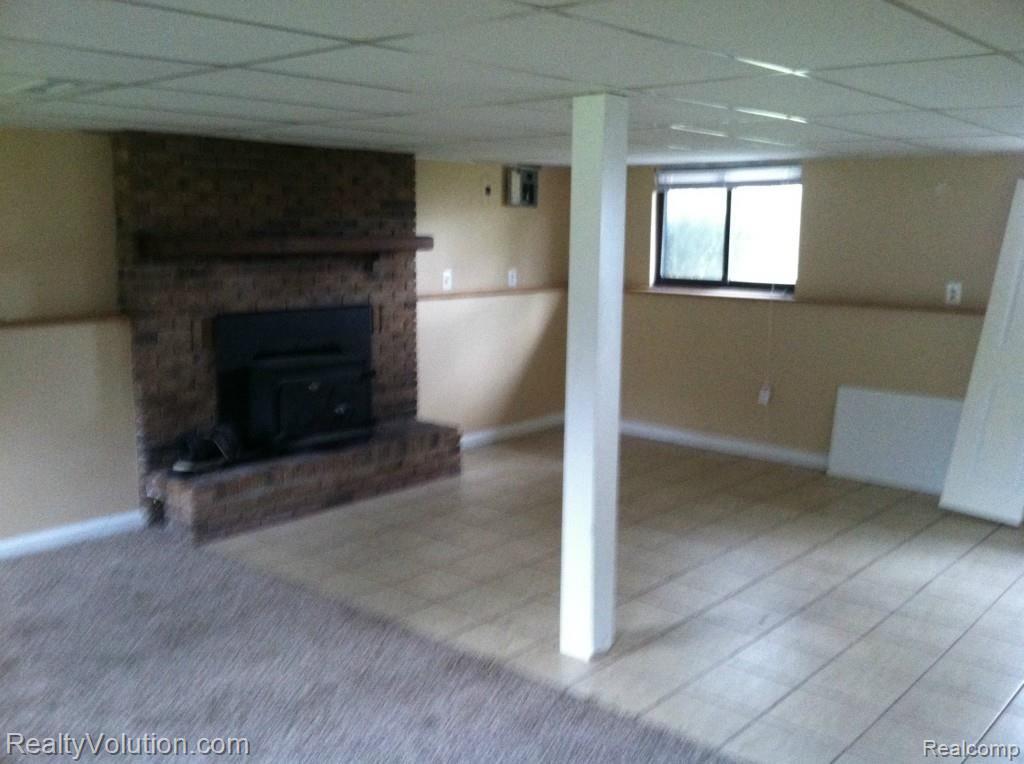 4535 Fish Lake Road North Branch, MI 48461 - Photo 7 of 13 IMG_2633.jpg