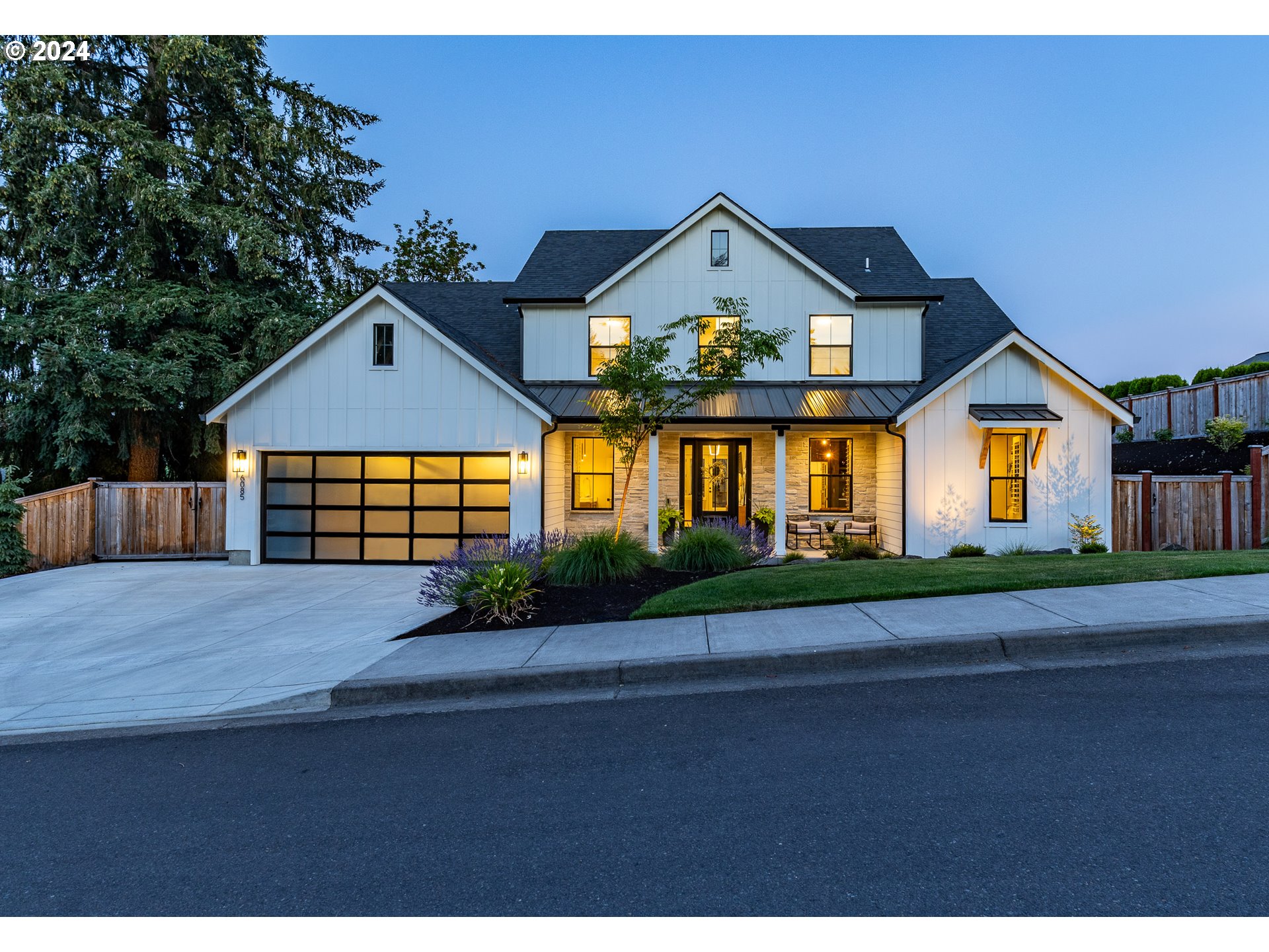 6085 Graystone Loop Springfield, OR 97478 - Photo 1 of 1 a front view of a house with a yard
