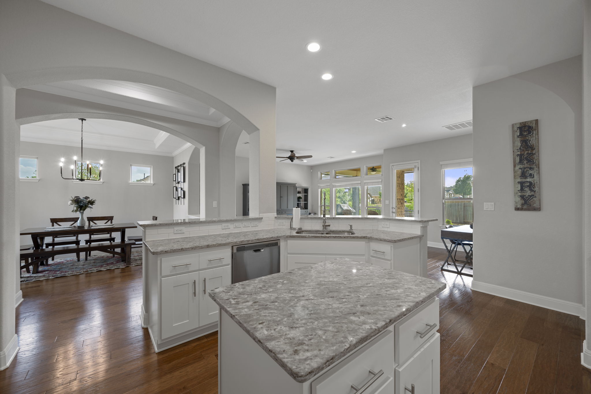 113 Swallowtail Drive Austin, TX 78737 - Photo 9 of 40