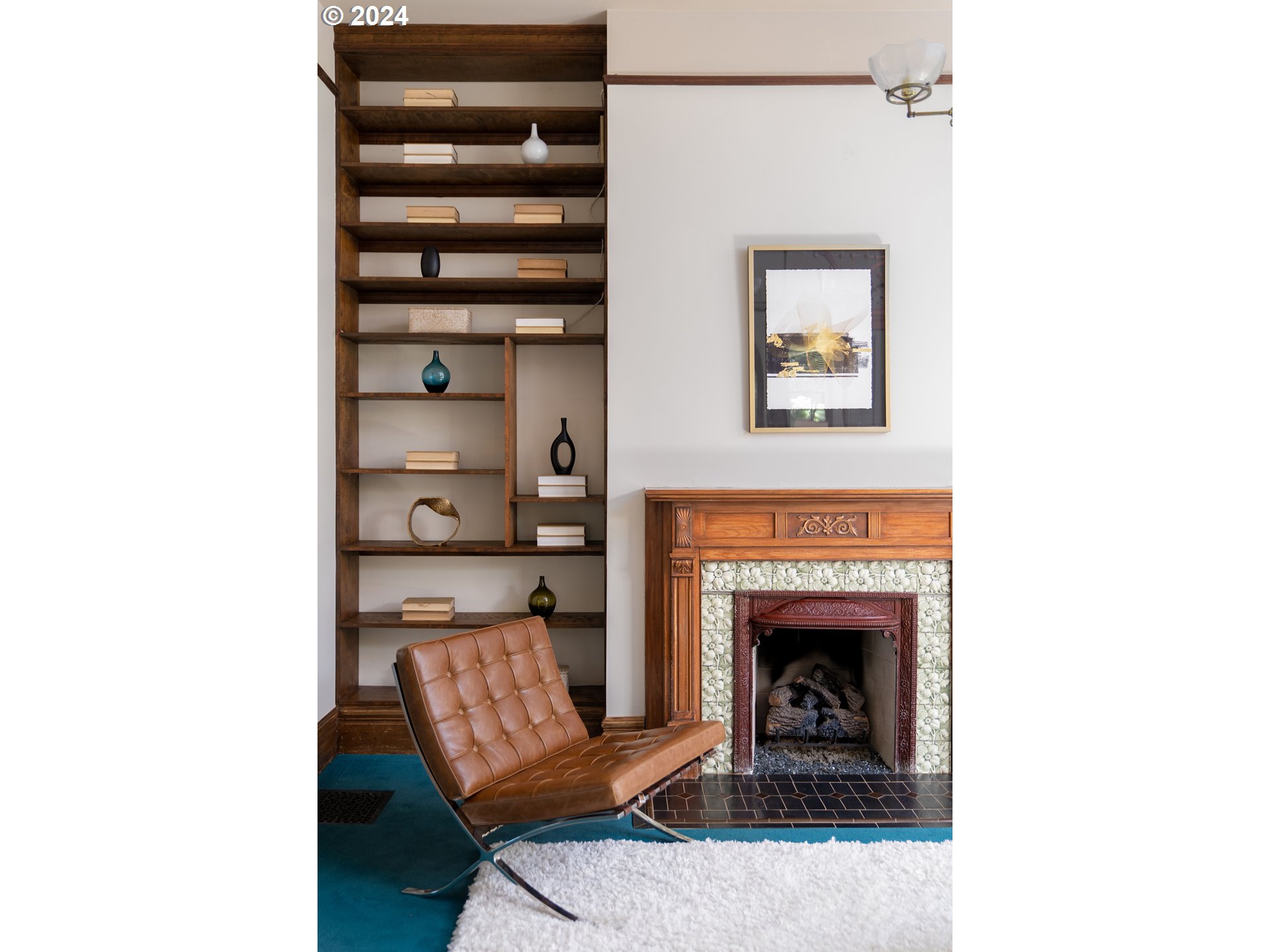 726 Northwest 22nd Avenue Portland, OR 97210 - Photo 11 of 46 Fireplace Gas