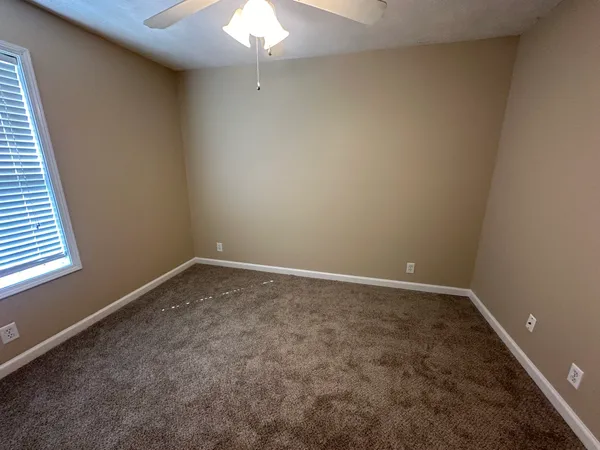 $1,950 | 10005 Syracuse Drive, Smyrna, TN 37167