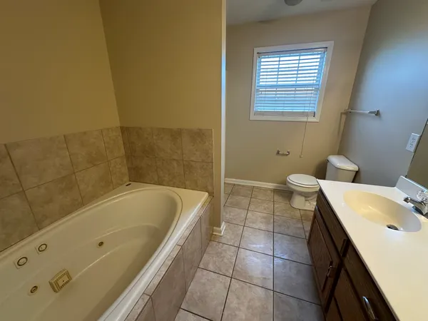 $1,950 | 10005 Syracuse Drive, Smyrna, TN 37167