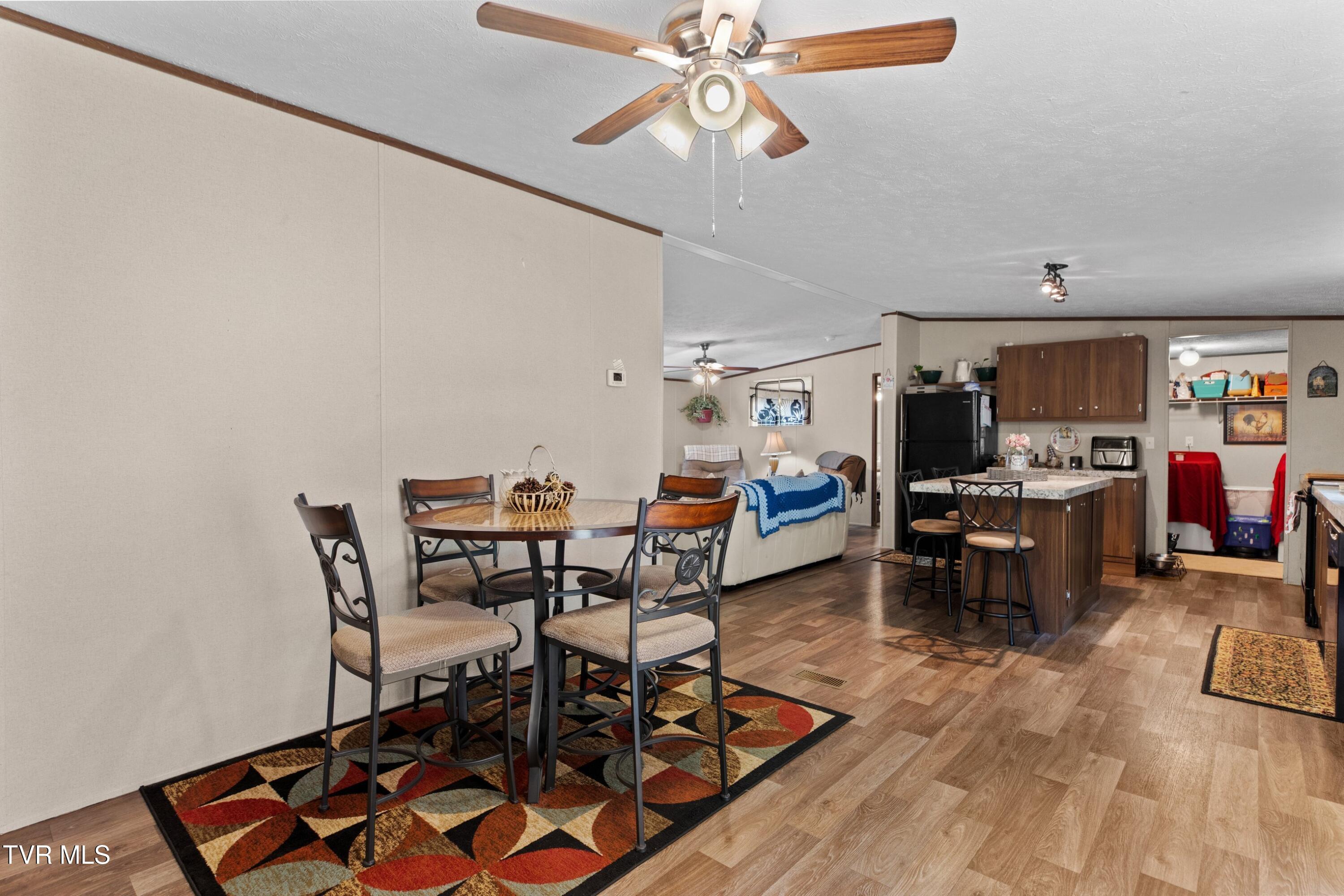 7812 Stagecoach Road Whitesburg, TN 37891 - Photo 11 of 31 010-7812StagecoachRoad-Whitesburg-TN-378