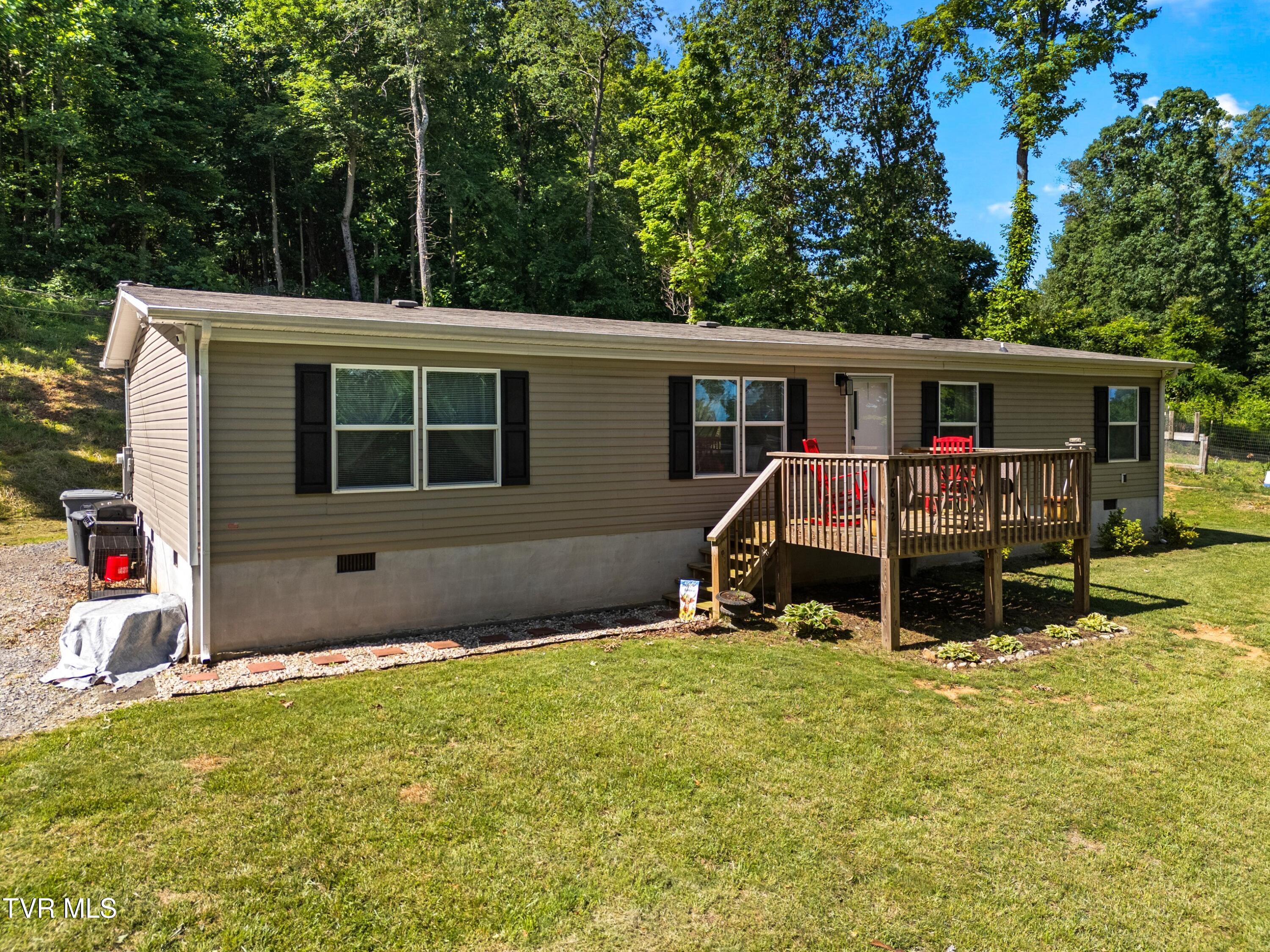 7812 Stagecoach Road Whitesburg, TN 37891 - Photo 23 of 31 022-7812StagecoachRoad-Whitesburg-TN-378