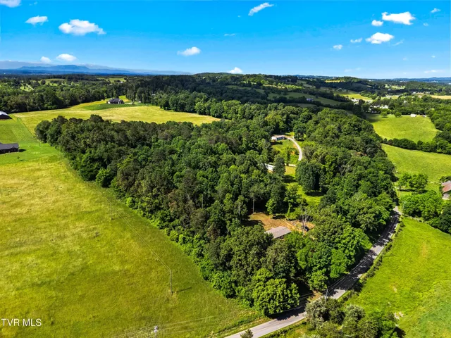 $269,900 | 7812 Stagecoach Road, Whitesburg, TN 37891