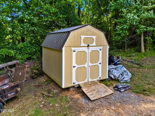 $269,900 | 7812 Stagecoach Road, Whitesburg, TN 37891