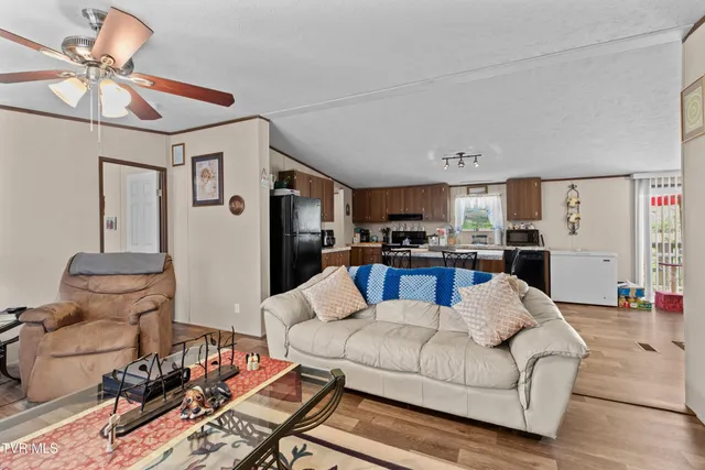 $269,900 | 7812 Stagecoach Road, Whitesburg, TN 37891