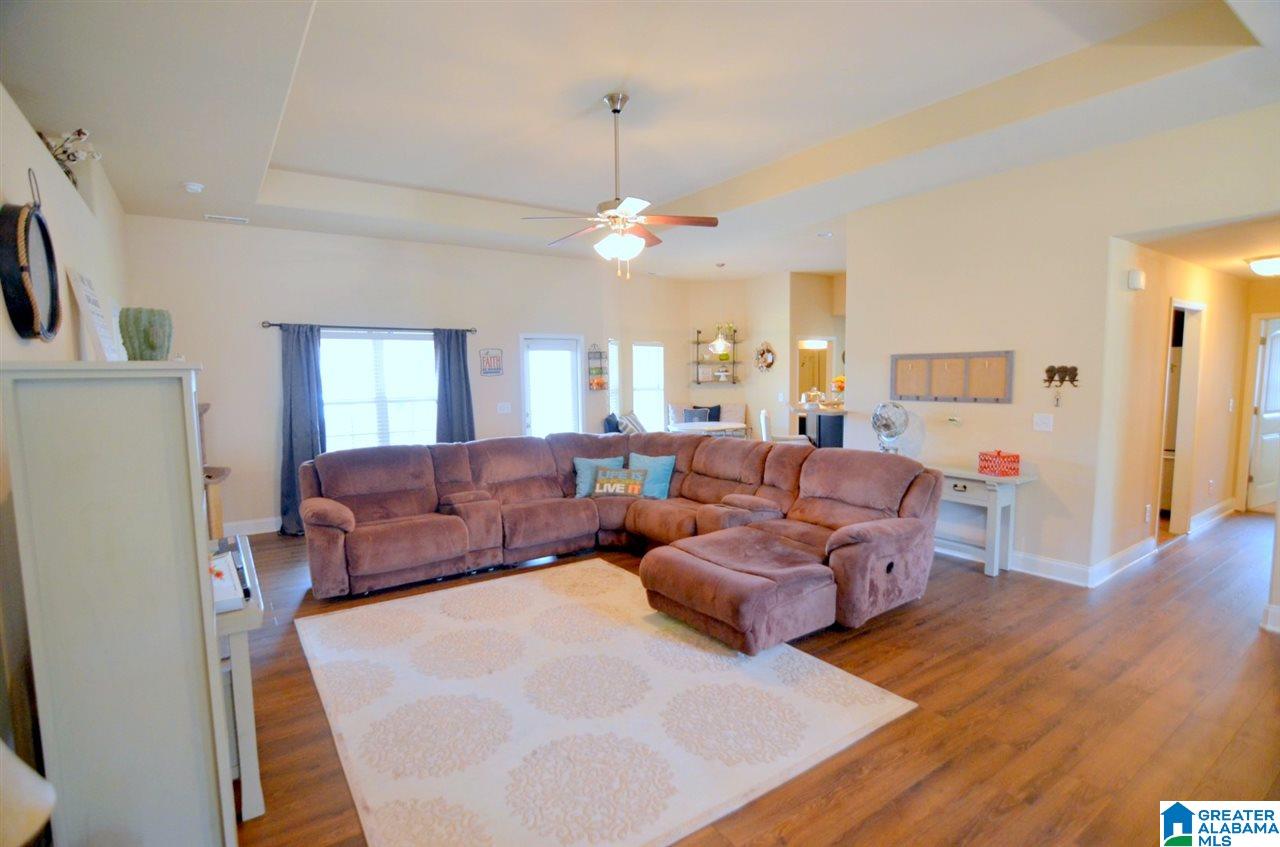 152 Golden Meadows Drive Alabaster, AL 35007 - Photo 10 of 43