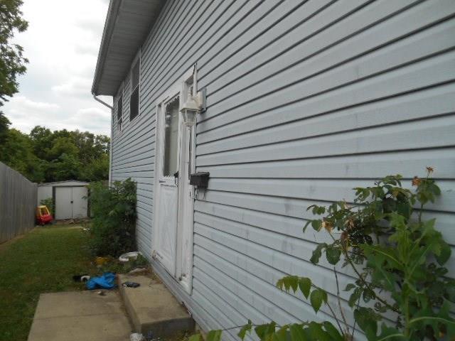 1345 Beverly Avenue Springfield, OH 45504 - Photo 3 of 16