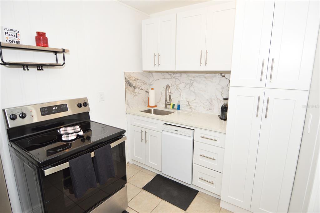 156 146th Avenue, Unit B Madeira Beach, FL 33708 - Photo 13 of 50