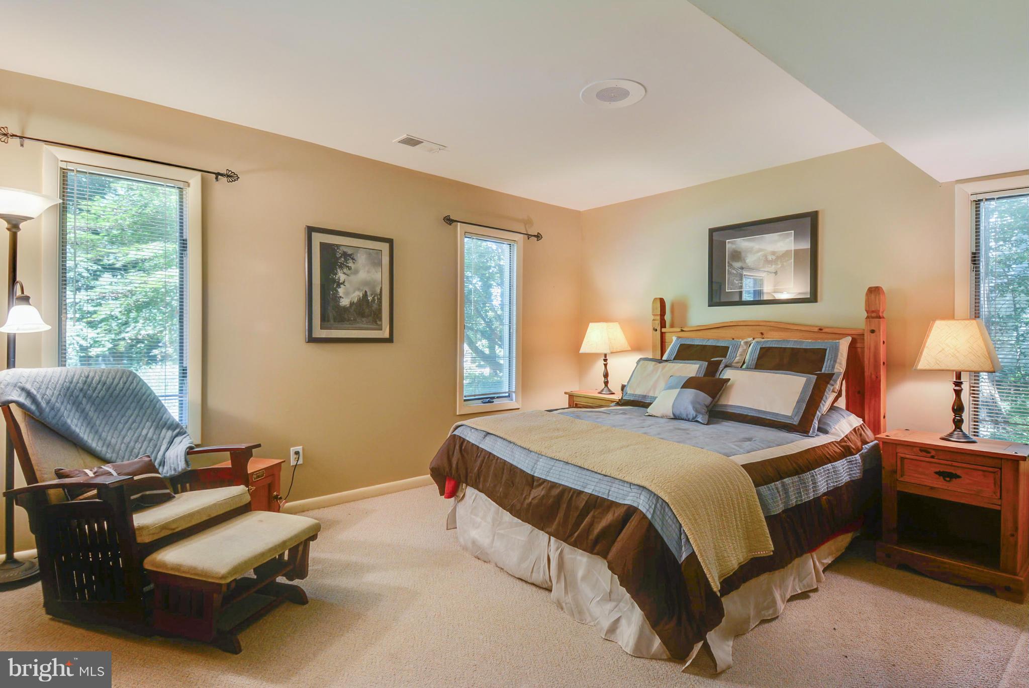 2653 Carrollton Road Annapolis, MD 21403 - Photo 18 of 29 Bedroom