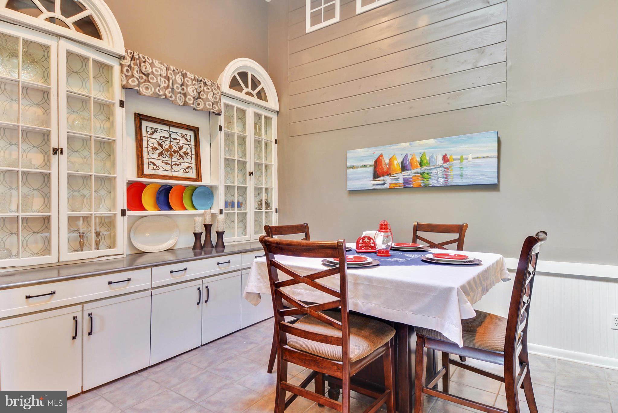 2653 Carrollton Road Annapolis, MD 21403 - Photo 10 of 29 Dining Room