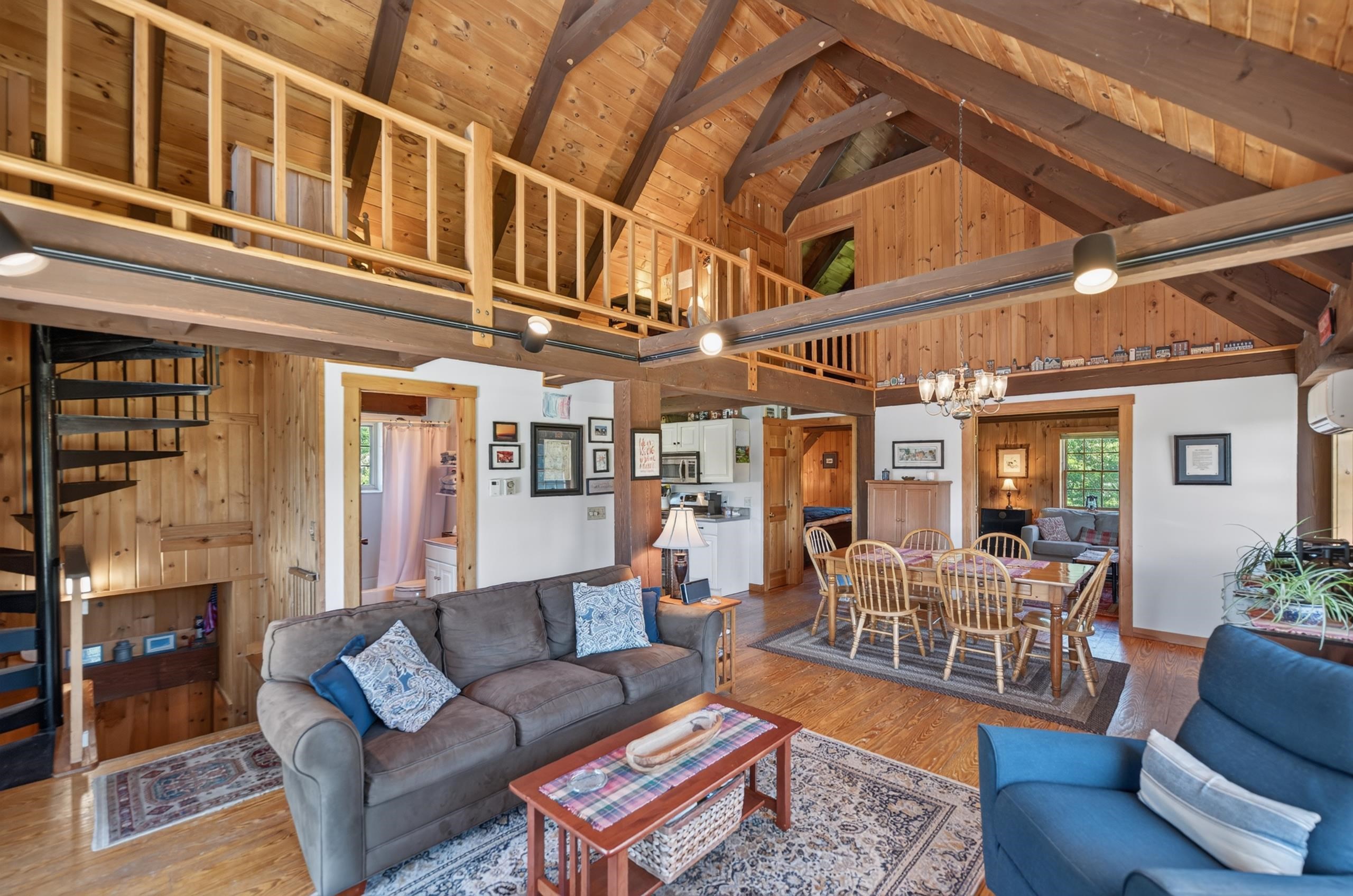389 Boyd Hill Road Wilmington, VT 05363 - Photo 5 of 31