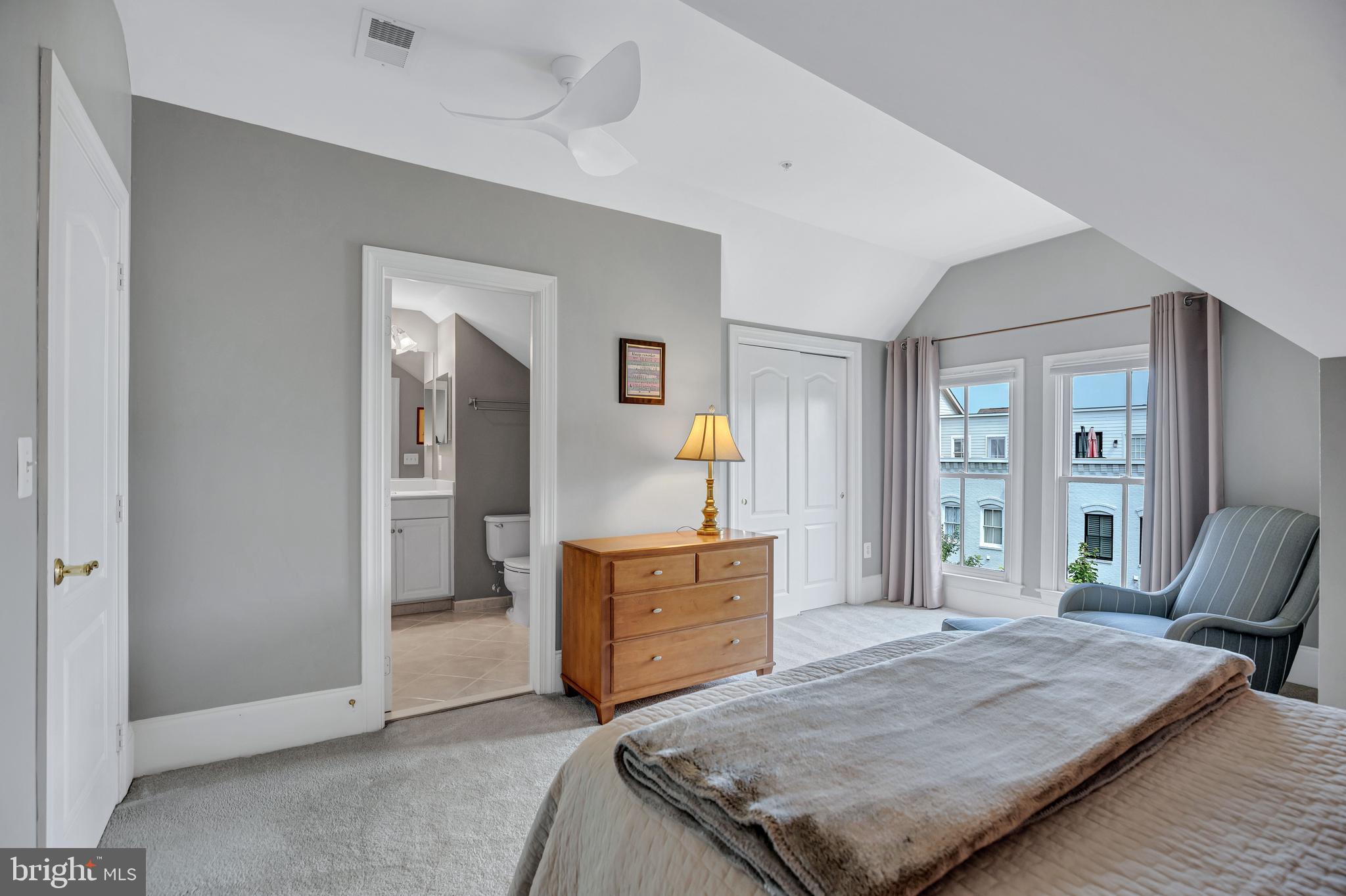 708 Day Lane Alexandria, VA 22314 - Photo 36 of 39 a living room with furniture and wooden floor