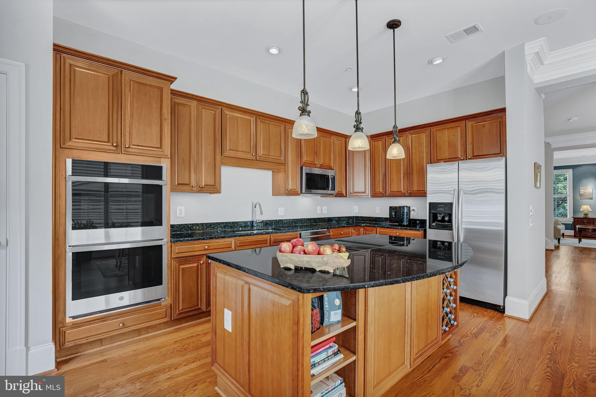 708 Day Lane Alexandria, VA 22314 - Photo 10 of 39 a kitchen with stainless steel appliances granite countertop a sink a stove and a refrigerator