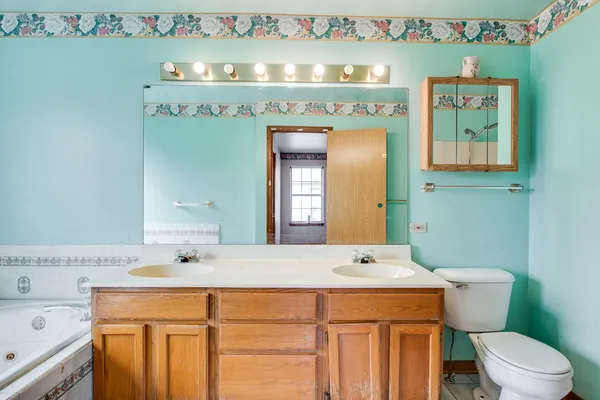 $389,900 | 16456 Winding Creek Road, Plainfield, IL 60586